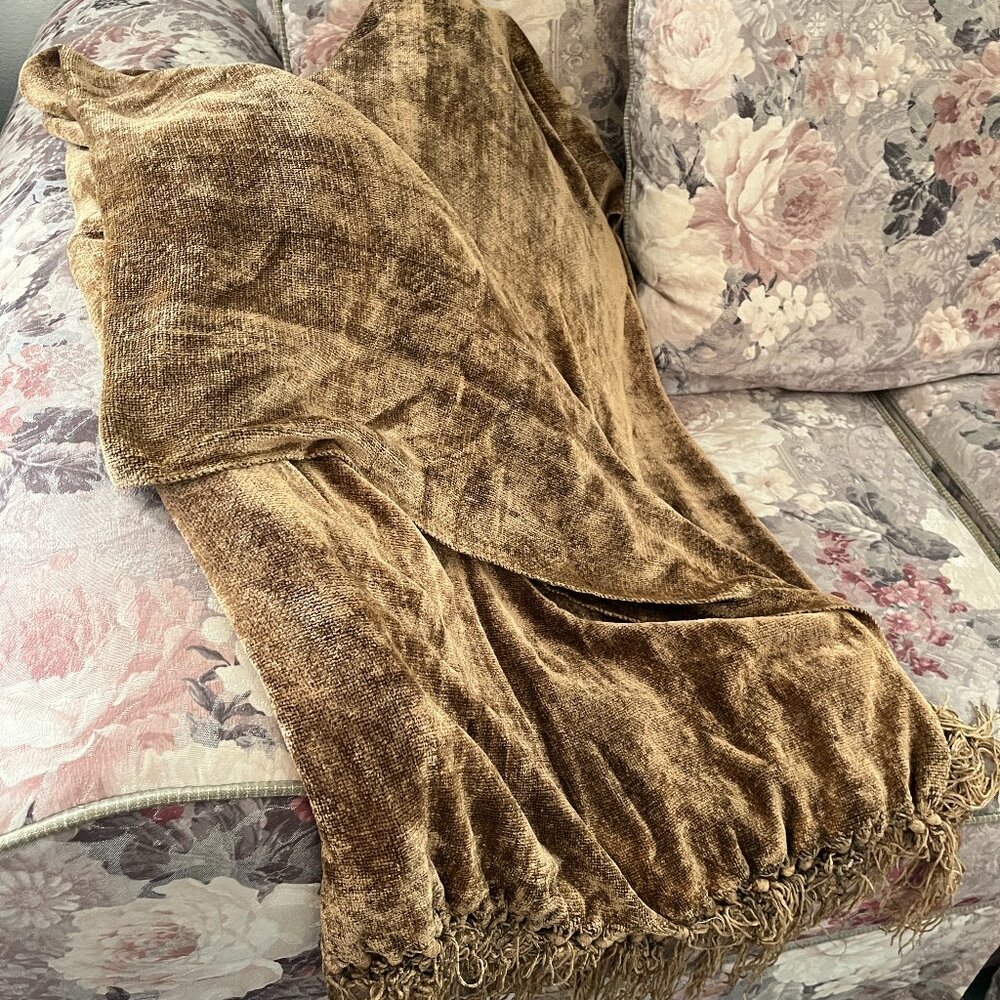 Chenille Vintage Olive Green Throw